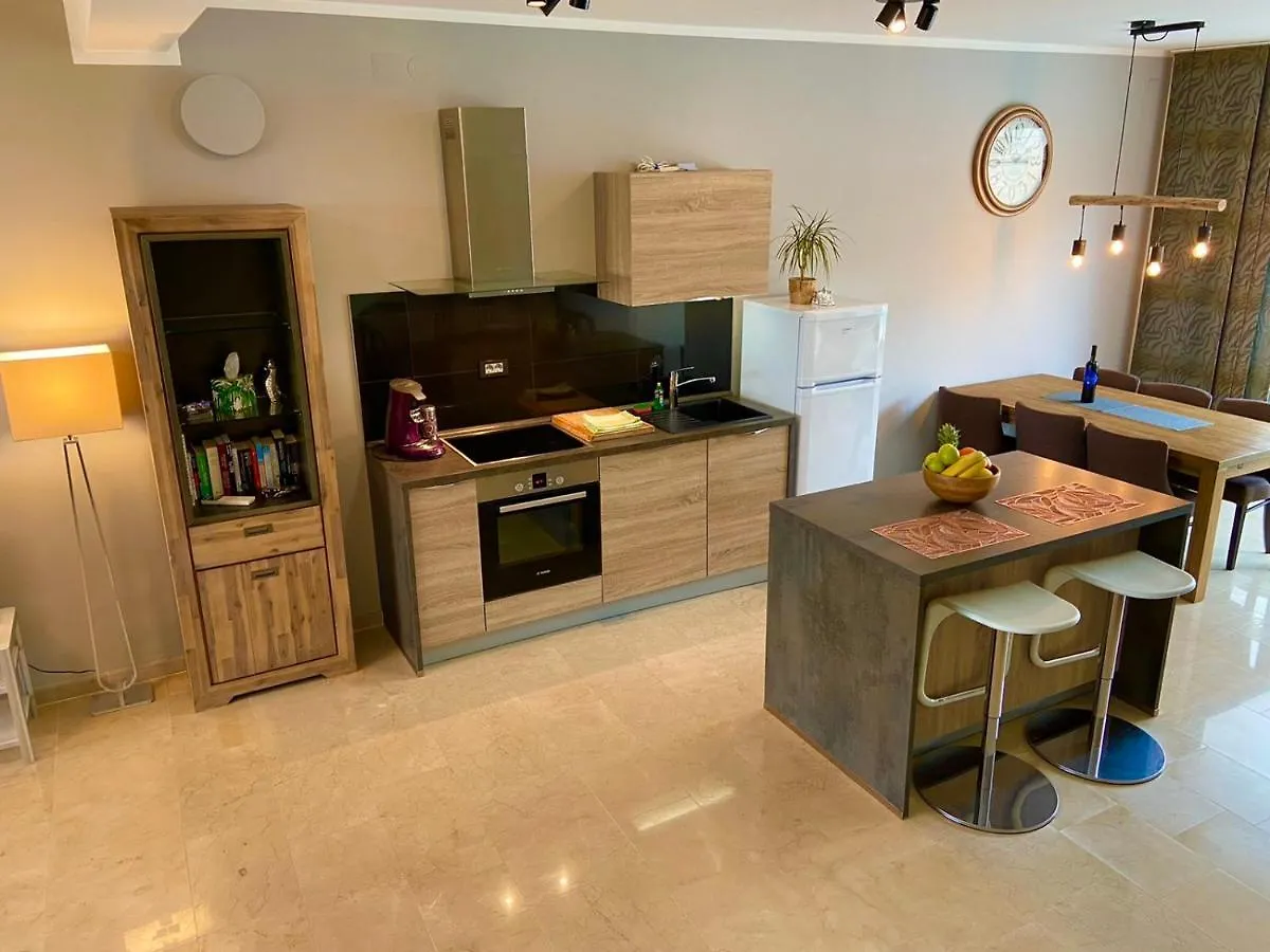 Villetta Mia Holiday home Njivice Croatia