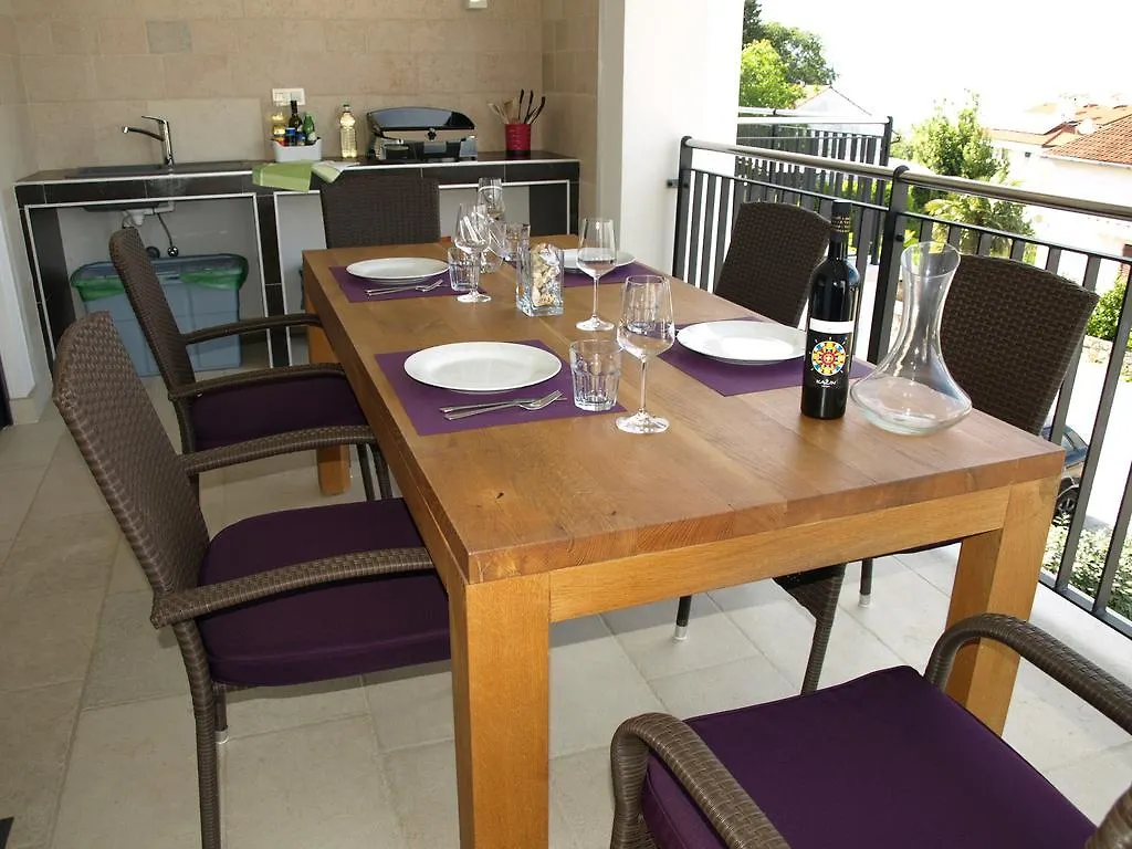 Villetta Mia Holiday home Njivice 0*,  Croatia